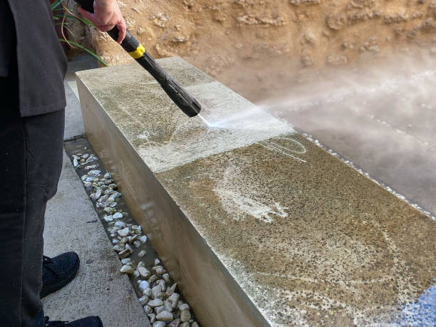 Best Commercial Building Pressure Washing  in Sumner, IA